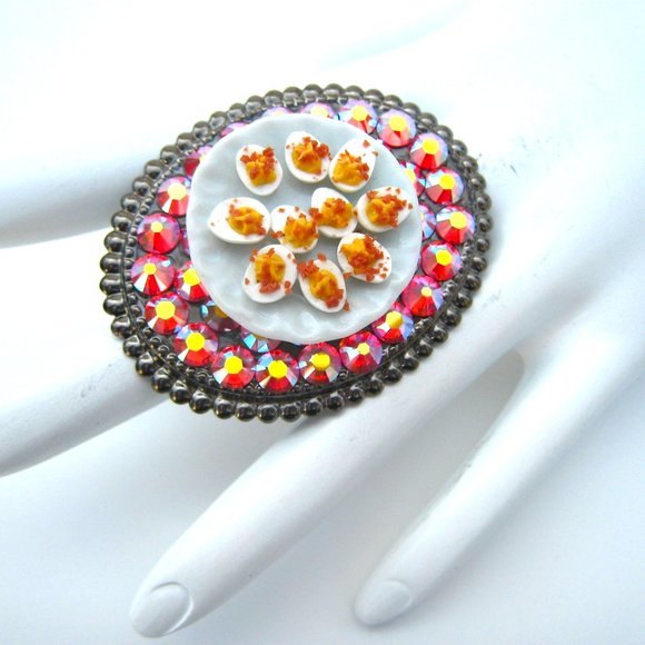 DEVILED EGGS PLATE RHINESTONE RING - Picture 3 of 3